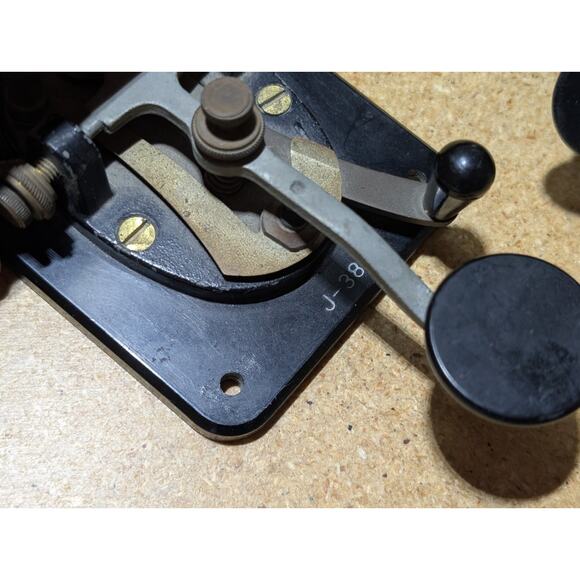 Lot 3 Vintage Morse Code Telegraph Key J-38 Western Union Brass PARTS/REPAIR - Picture 5 of 16